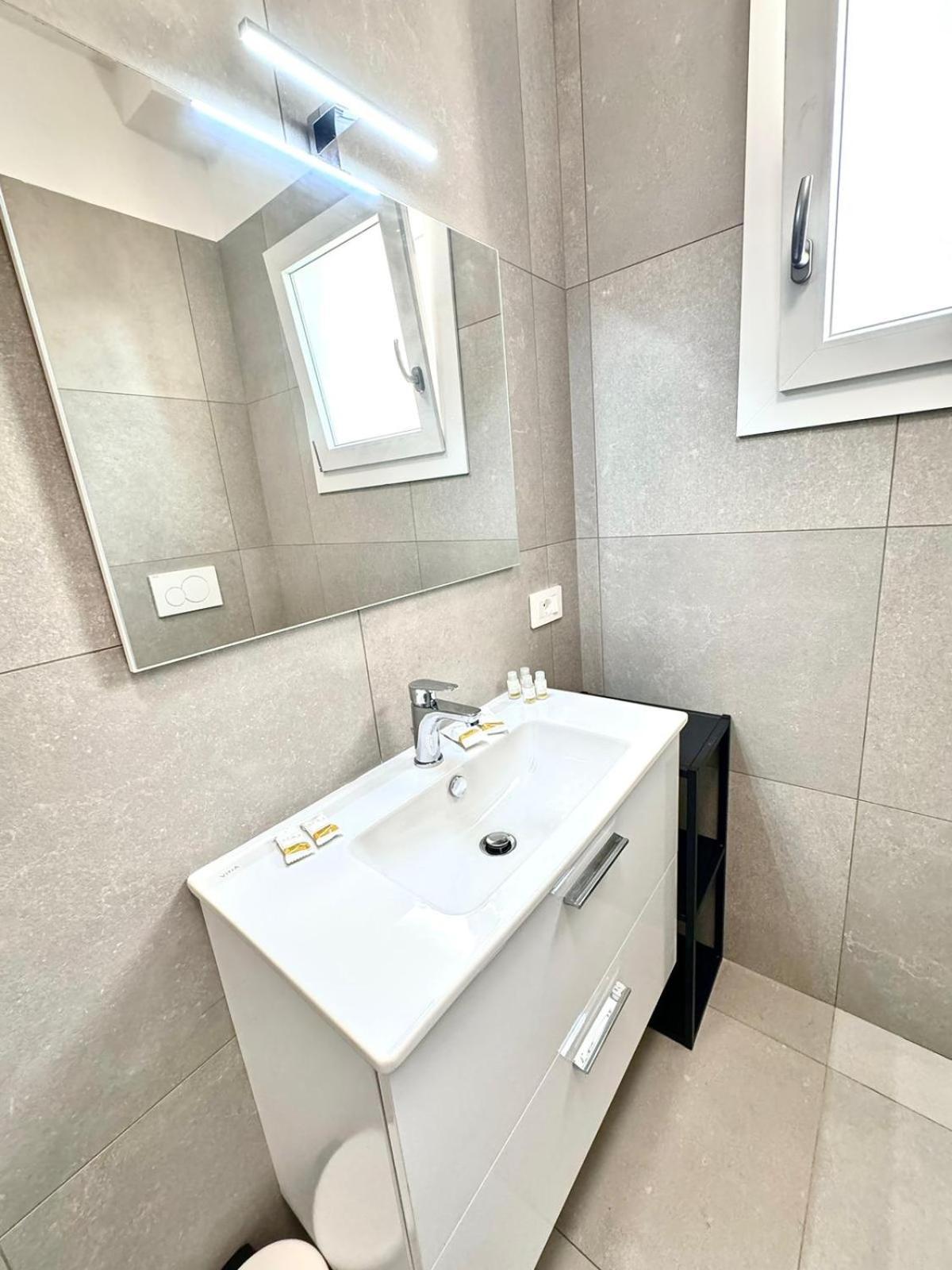 Suites Dreams Fiumicino Mare Exterior foto