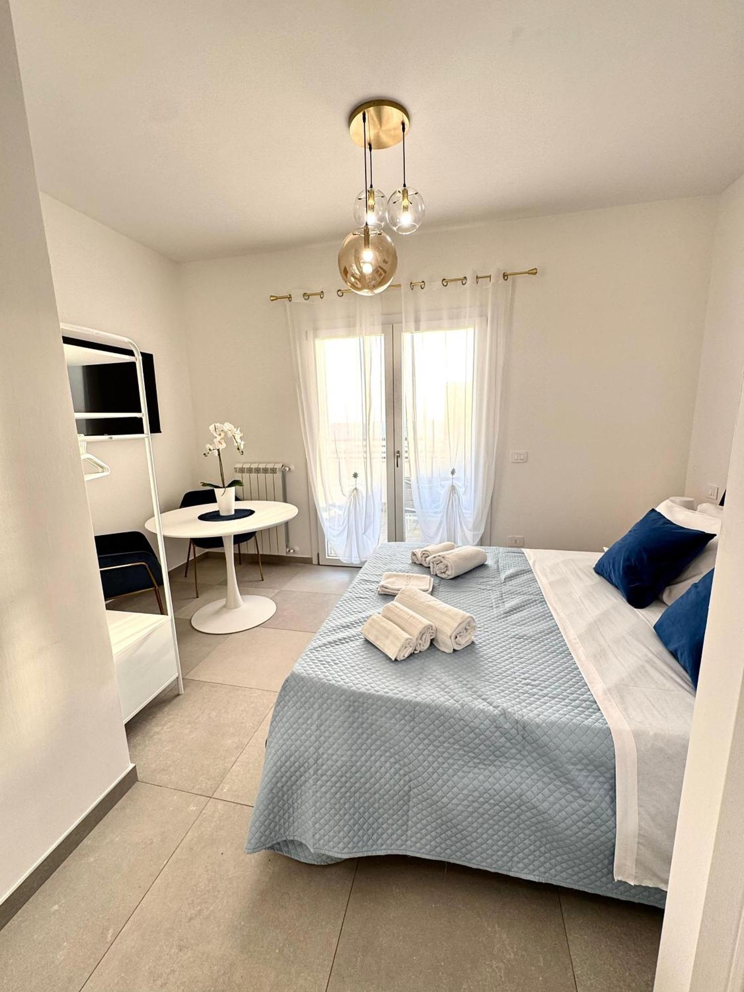 Suites Dreams Fiumicino Mare Exterior foto